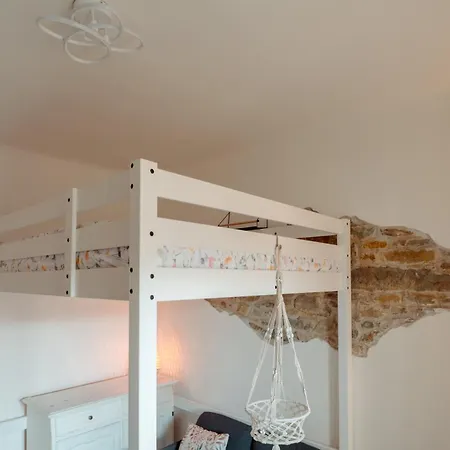 Apartamento Zora Roiano *
